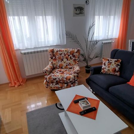 Apartman Maca Pirot Exterior photo