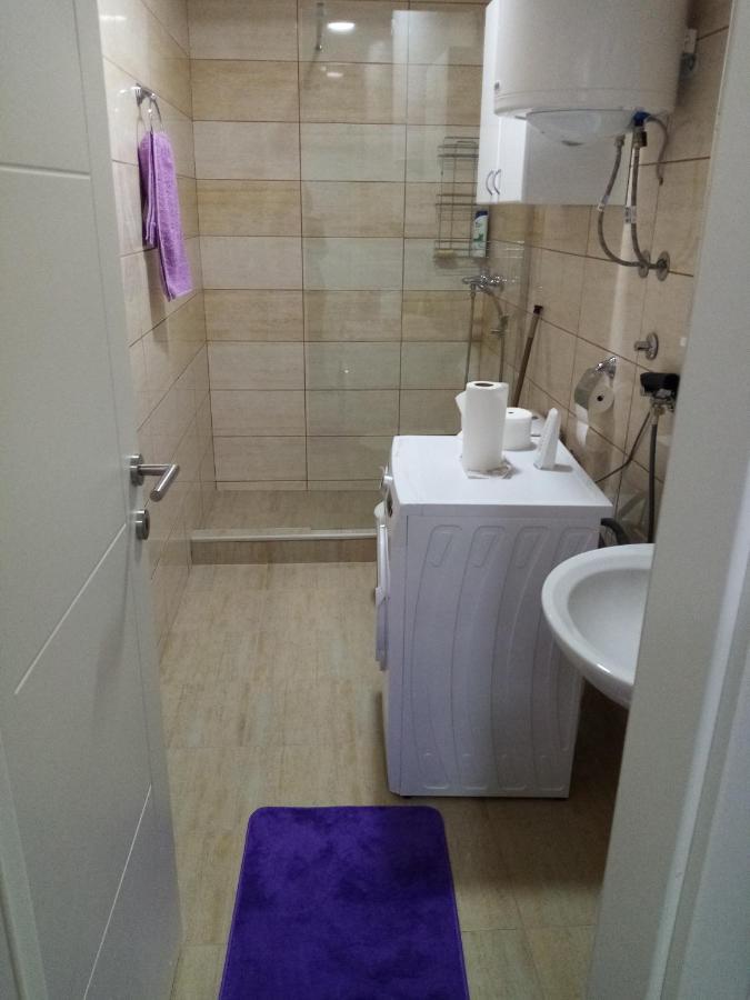 Apartman Maca Pirot Exterior photo