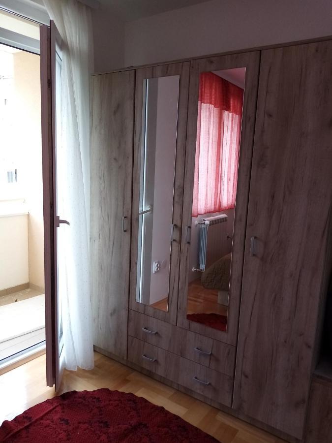 Apartman Maca Pirot Exterior photo