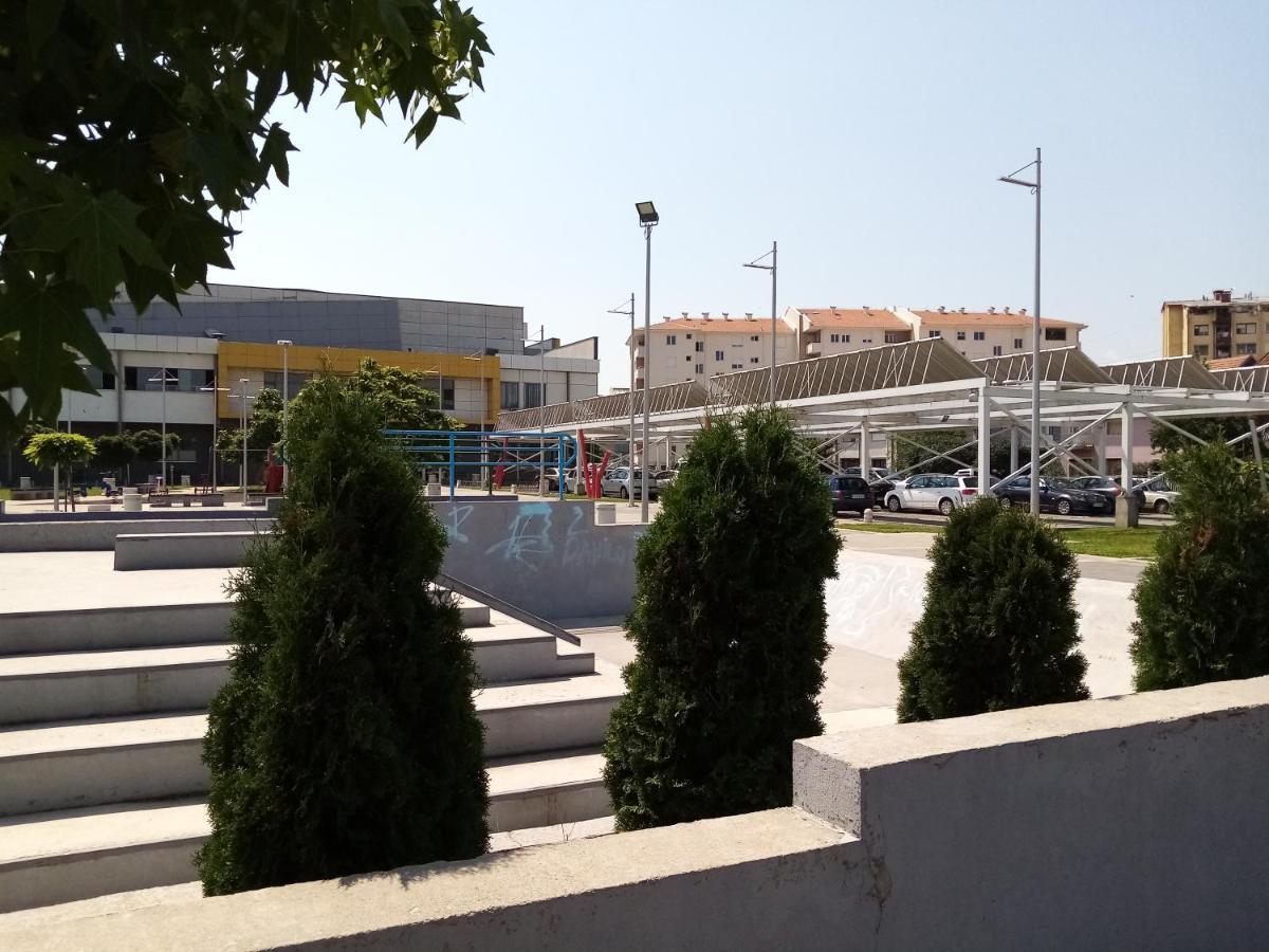 Apartman Maca Pirot Exterior photo
