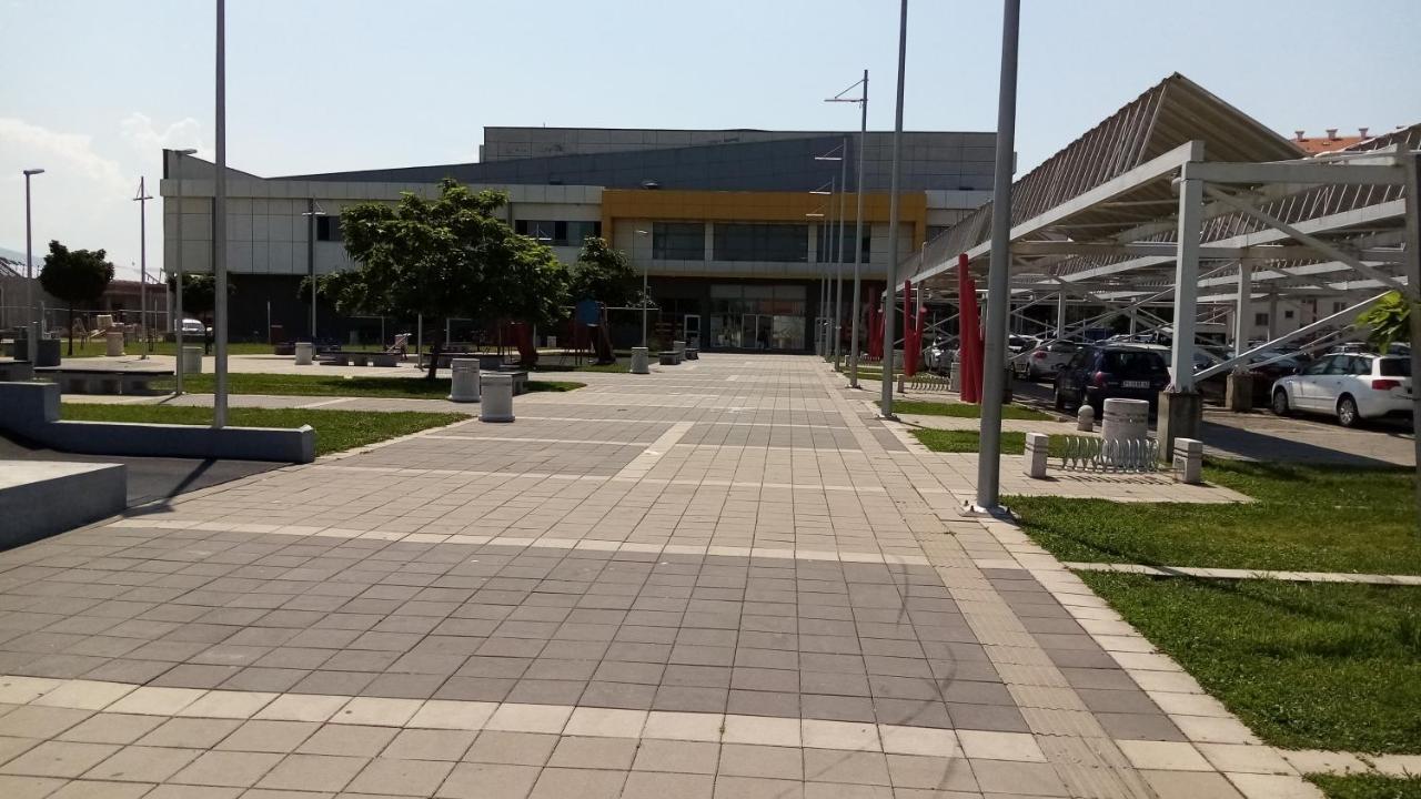 Apartman Maca Pirot Exterior photo